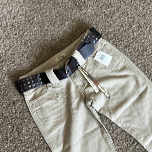 NWT khaki belted pants - Picture 2 of 5